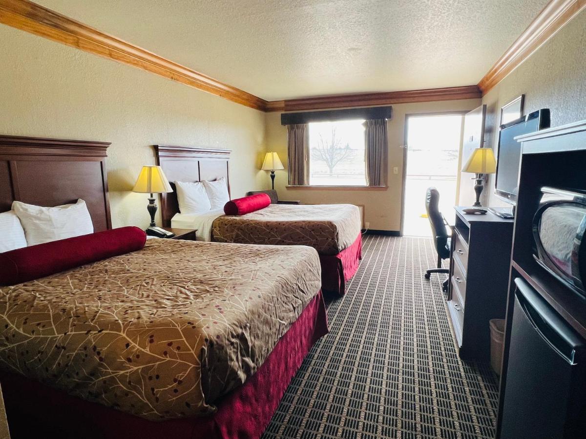 Cattle Country Lodge Stroud Екстериор снимка